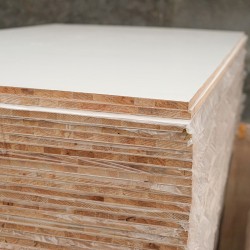 MELAMINTO BLOCK BOARD...